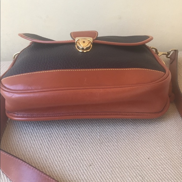 Dooney & Bourke purse vintage excellent condition black tan - Picture 3 of 8